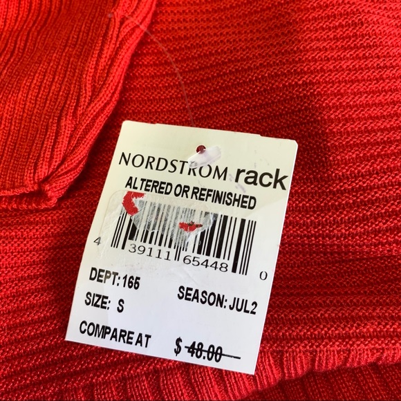 TopShop Red Turtleneck - Picture 3 of 4